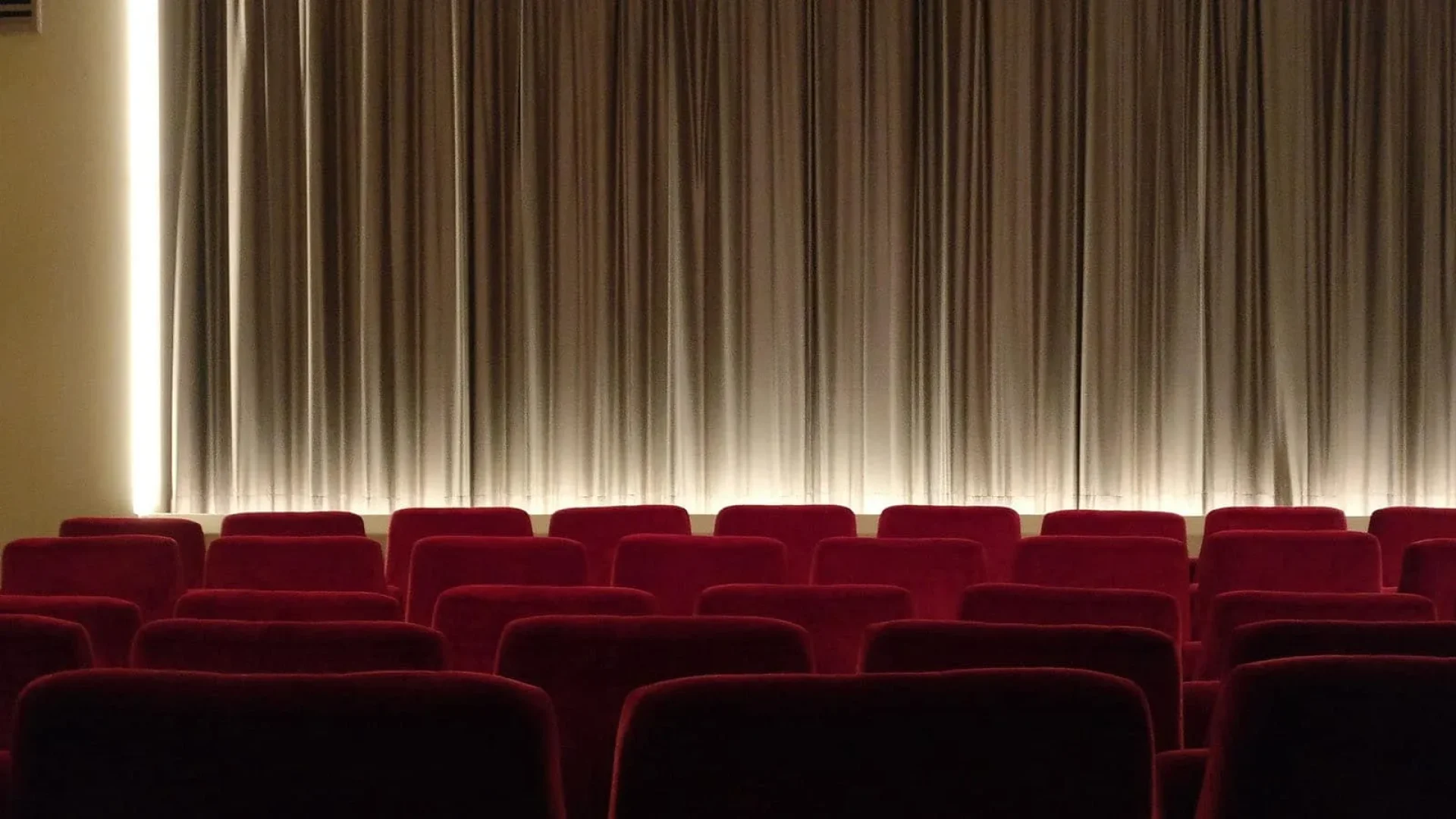 cinema hall in pays de saint jean de monts in vendée