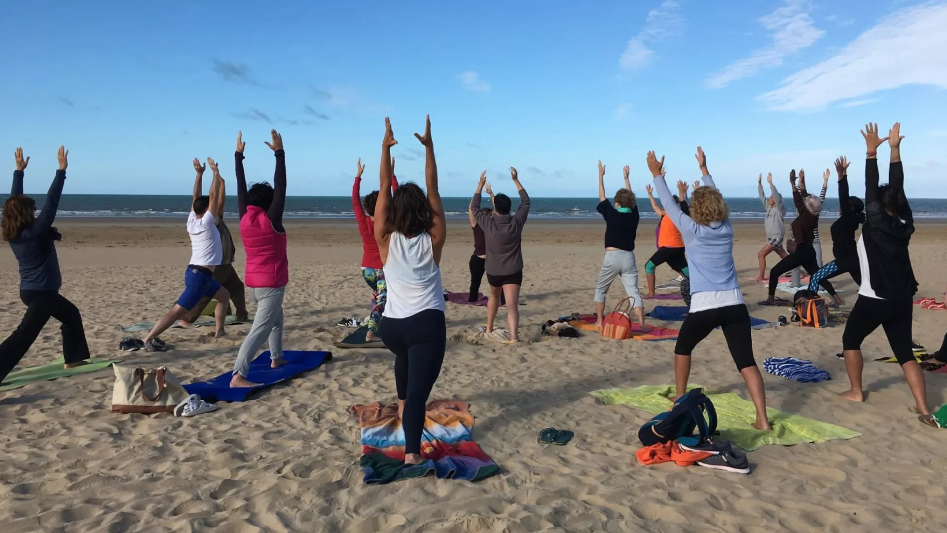 yoga on the beach in pays de saint jean de monts
