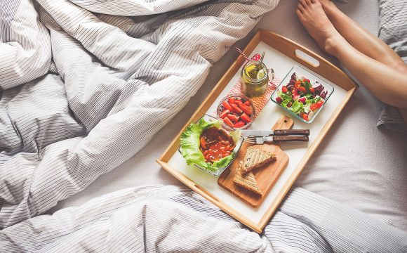 breakfast-bed-labarredemonts-vendee